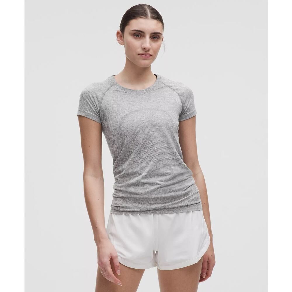 Swiftly Tech Short-Sleeve Shirt 2.0 – Slate/White, Size 8